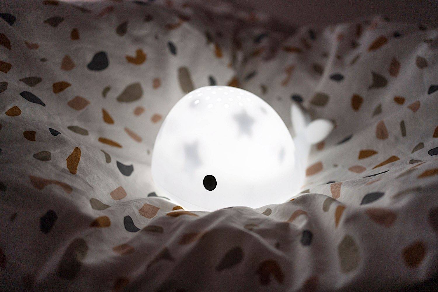 Veilleuse projecteur - Moby (blanc) - FLOW AMSTERDAM - Perlin Paon